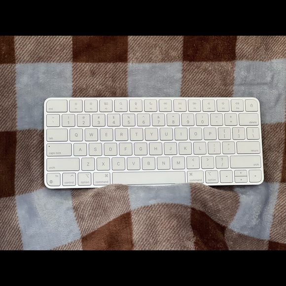 Apple Magic Keyboard - Picture 3 of 7